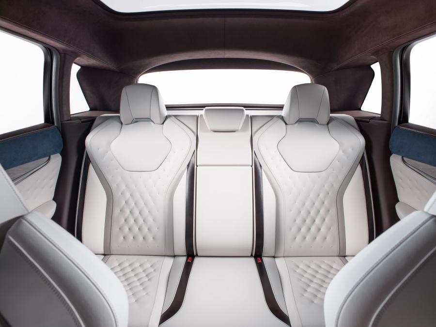 Интерьер Infiniti QX50 Concept 2017 года  (фото 28 из 46)